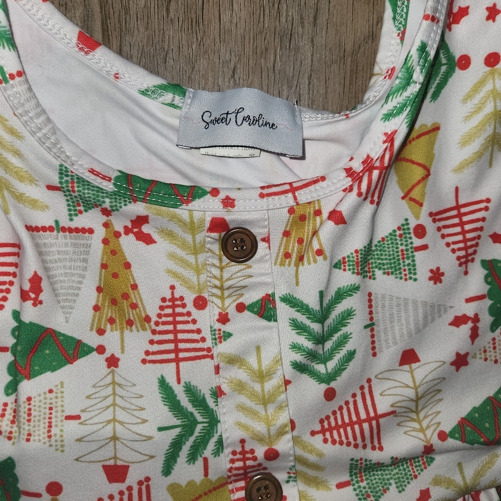 Sweet Caroline Boutique Christmas dress - Picture 2 of 4